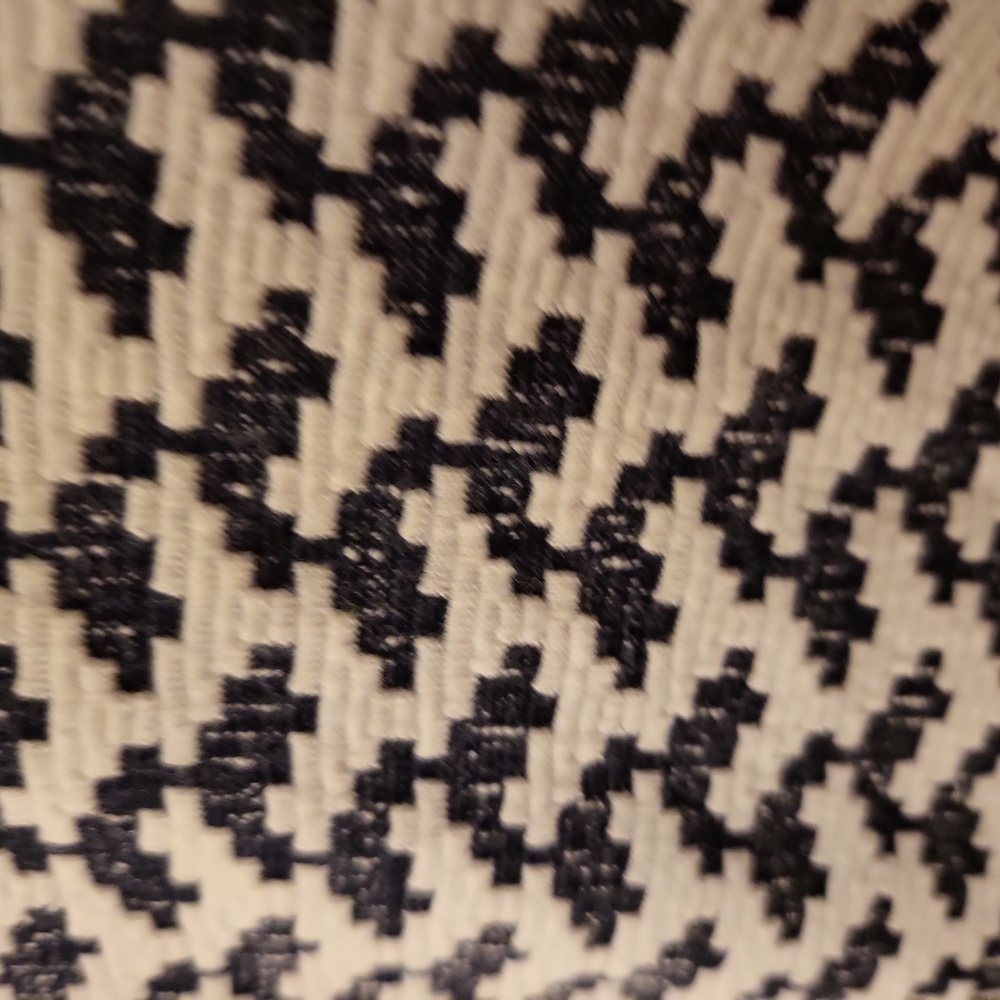 Navy Geometric Tank - Picture 4 of 4